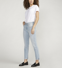 Load image into Gallery viewer, Silver Jeans Co. Beau Boyfriend Jeans