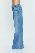 Load image into Gallery viewer, Pistola Jadyn Low Slung Jeans