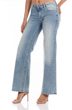 Load image into Gallery viewer, Fildelity Coco Wide Leg Jeans