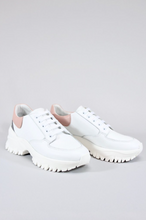 Load image into Gallery viewer, Sister X Soeur Jade Sneakers