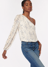 Load image into Gallery viewer, CAMI NYC Lotus Top