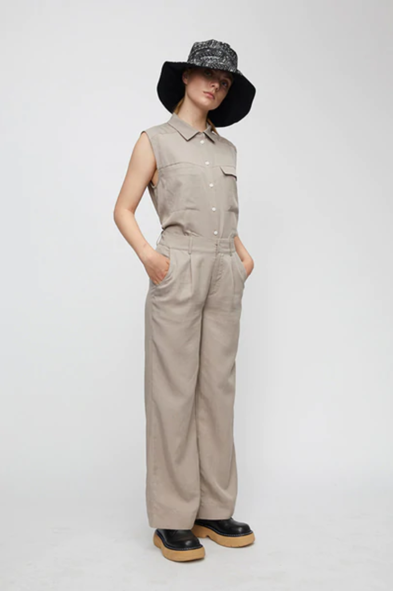 Just female deals clothing